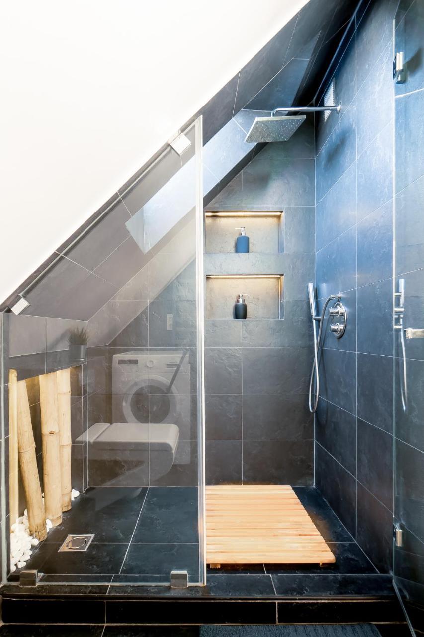 Stylish, Modern Apartment Near Vilnius Old Town 2
