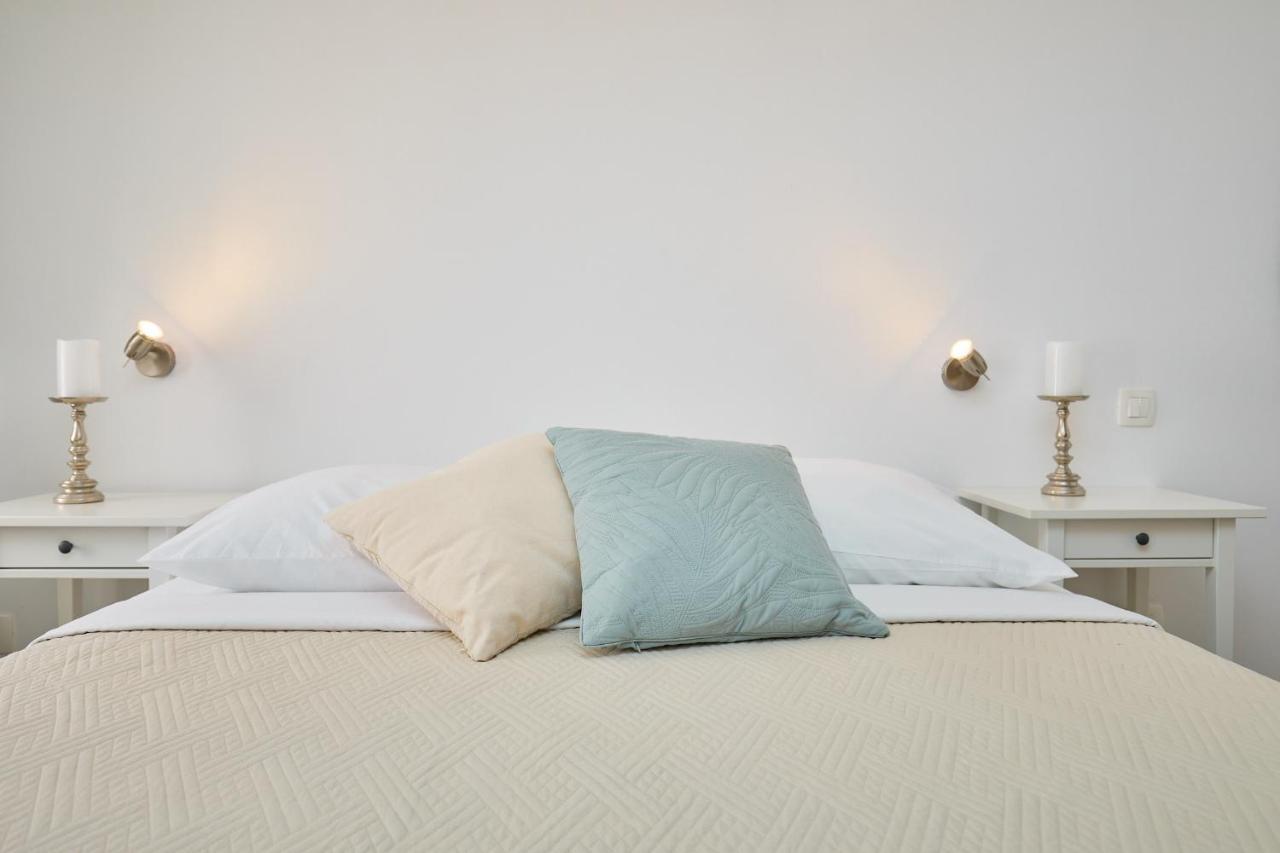 Room Annette 2