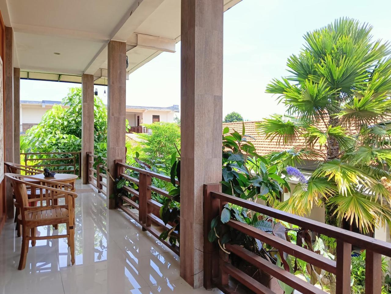 Kama Ayu Bungalow 1