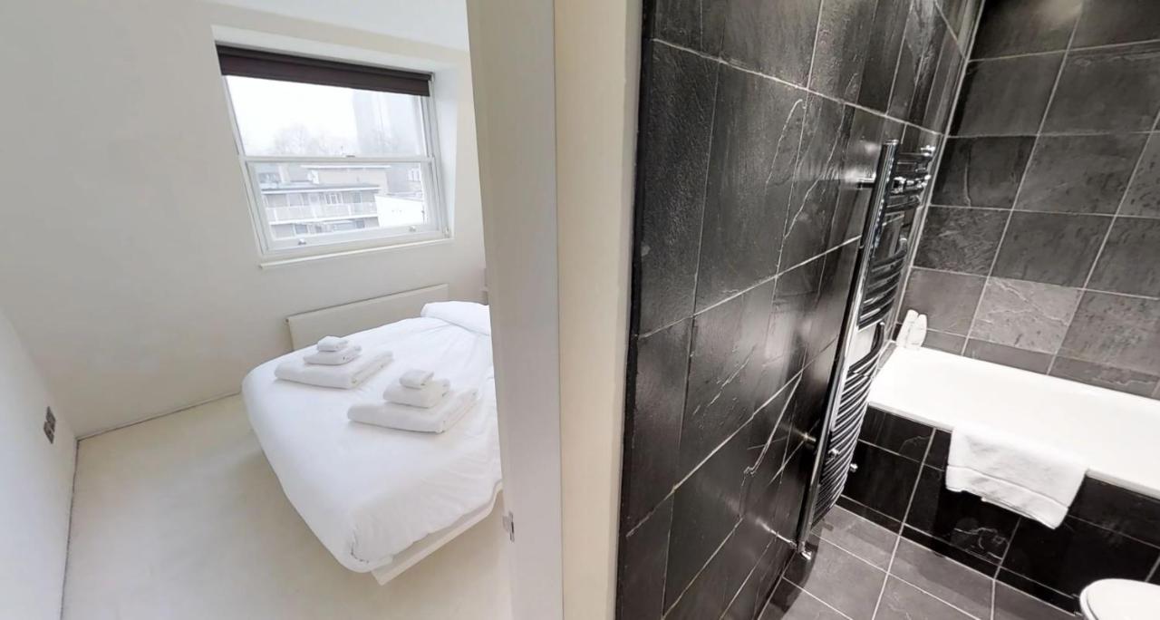 Comfortable Aircon Apartment Earls Court (Adults Only) 1