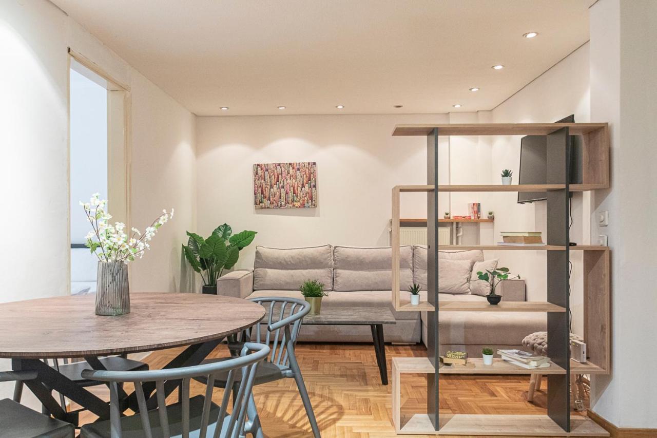 Houseloft Rotonda Lodging 2