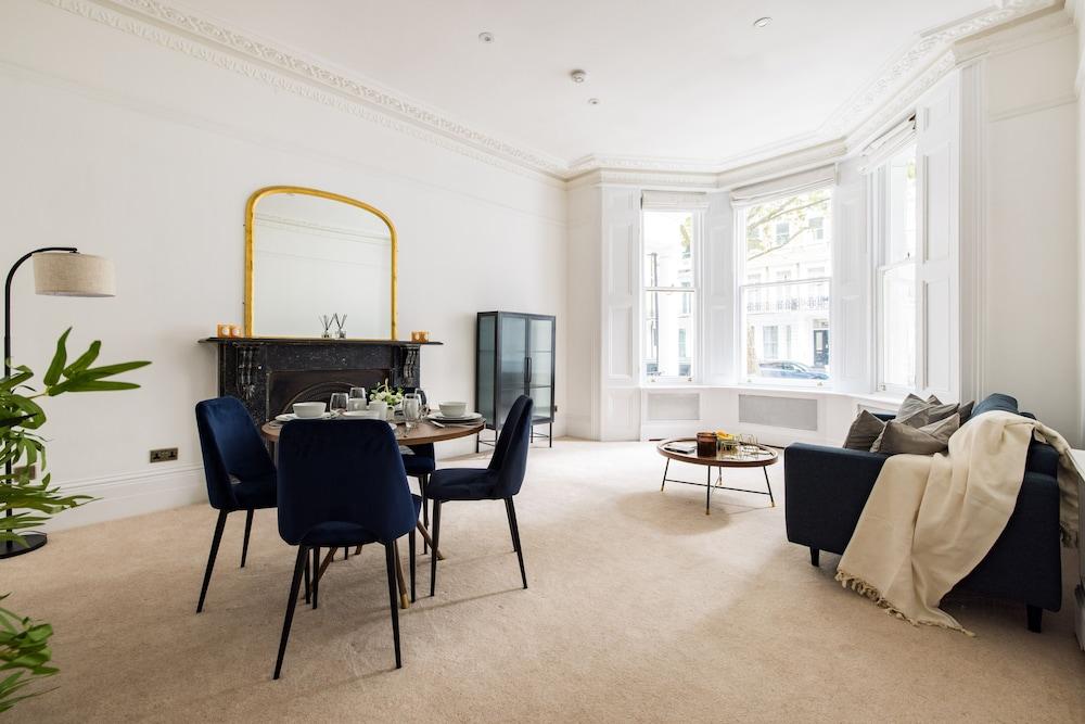 Luxury 2-Bed Apartment in Knightsbridge
