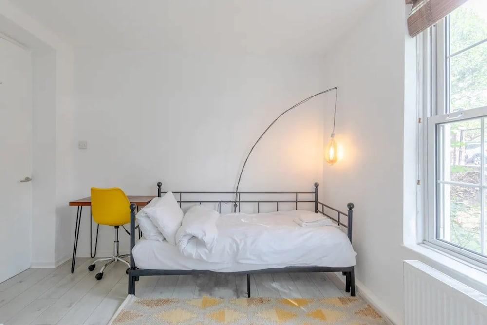 Cosy 2 Bedroom Flat Near Abbey Road 2