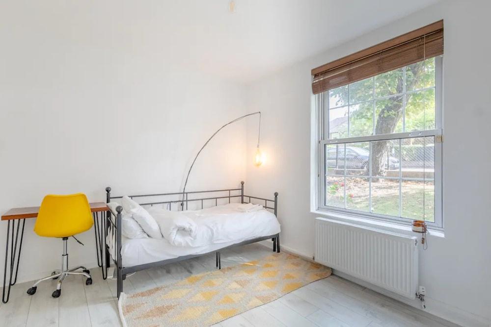 Cosy 2 Bedroom Flat Near Abbey Road 1