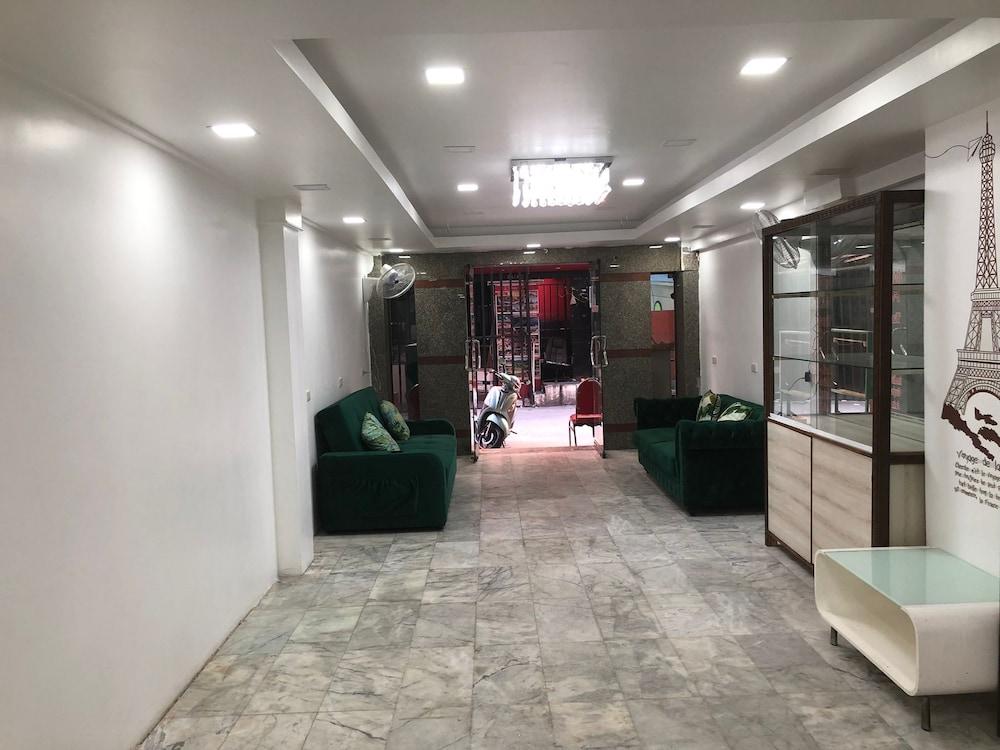 Paradise in Bangkok 1