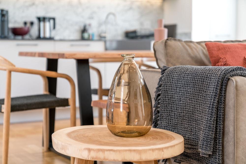 Joivy Spectacular 3-Bed Flat Near Holland Park
