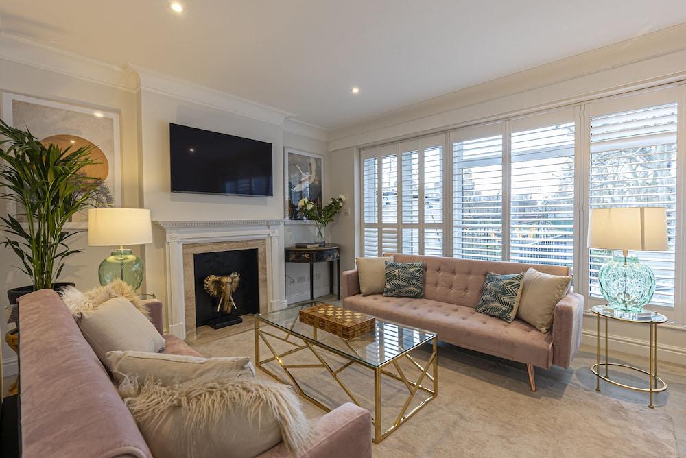 Joivy Exclusive 3br Home W/ Terrace in Chelsea