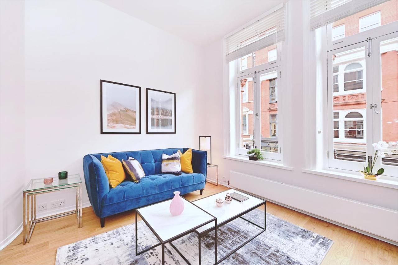 Townhouse with Rooftop by Hyde Park 1