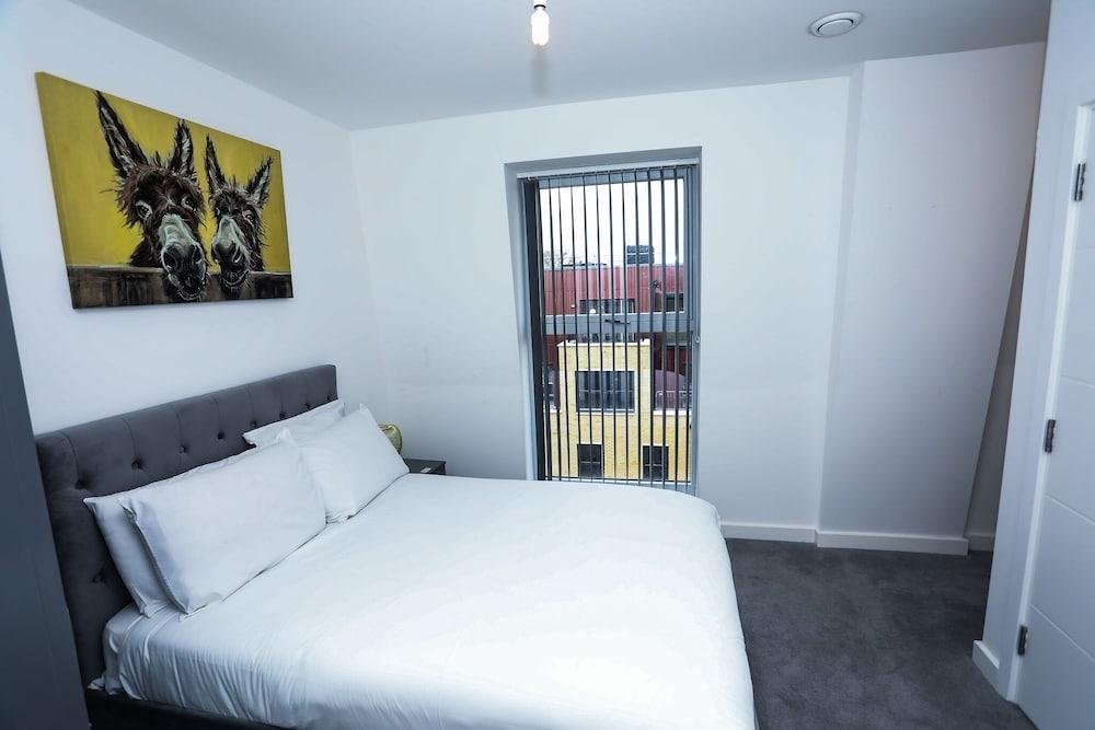 Dreams Apartments 2 Bed