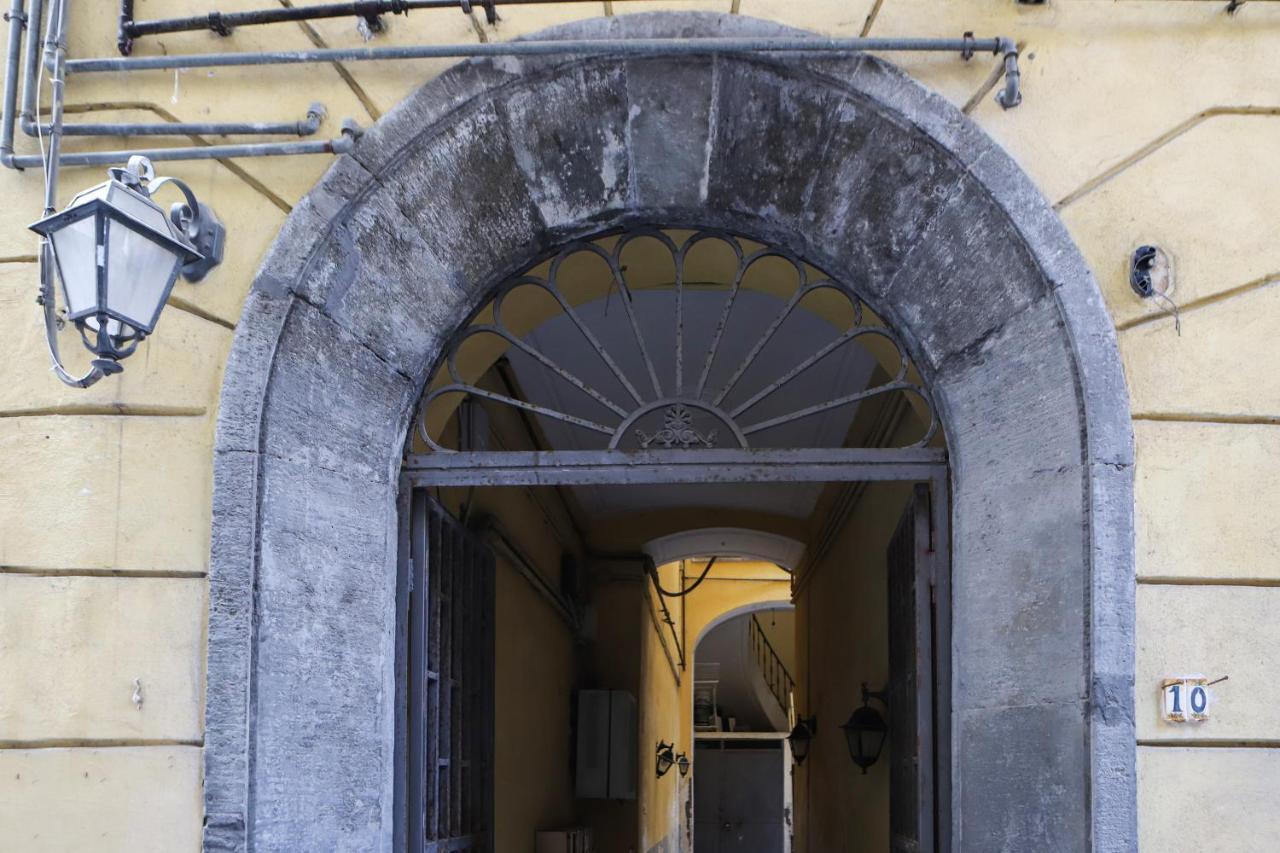 Appartamento a Due Passi Da Via Duomo by Wonderful Italy 2