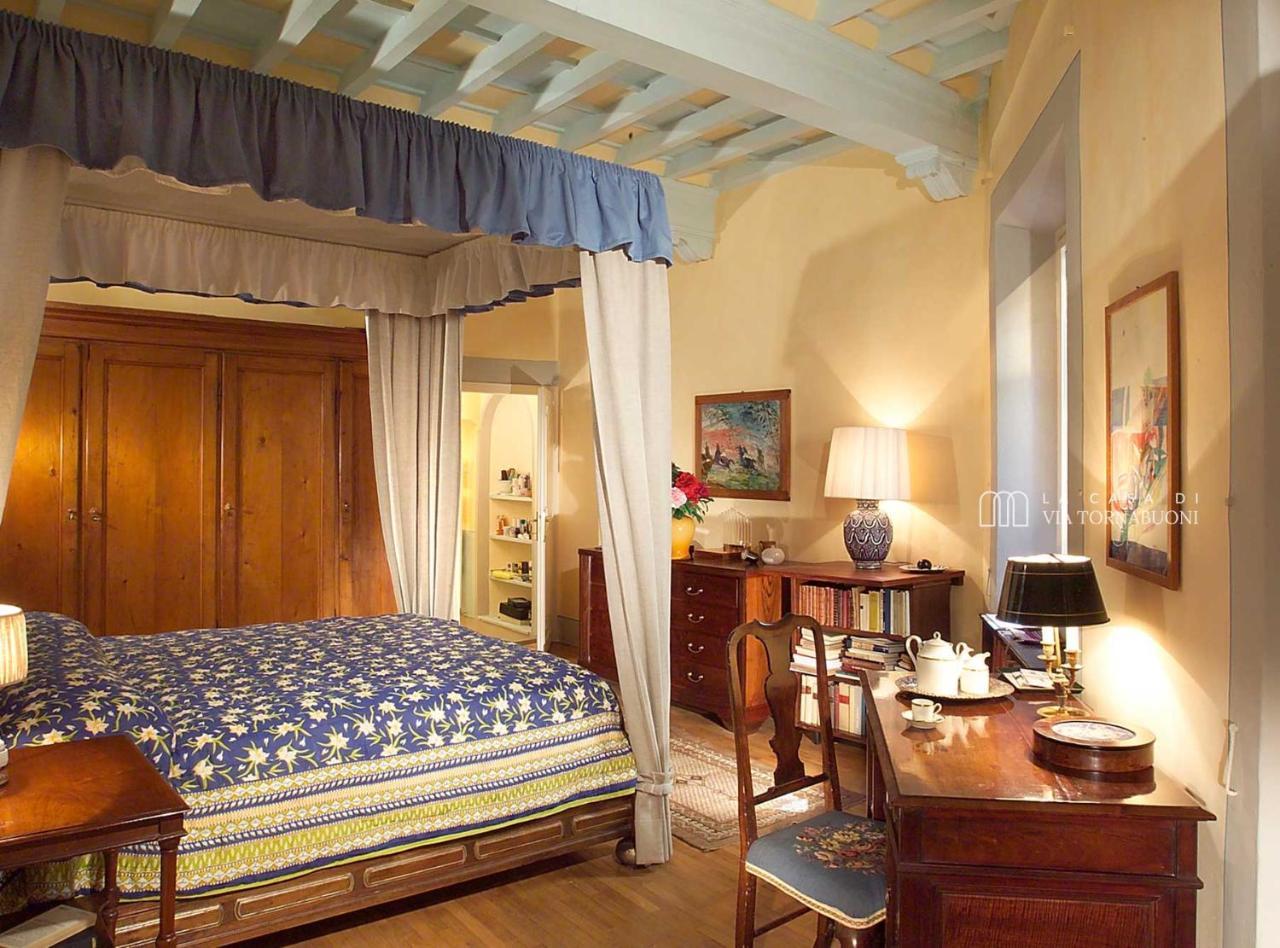 Apartments Florence - Classic Tornabuoni 1