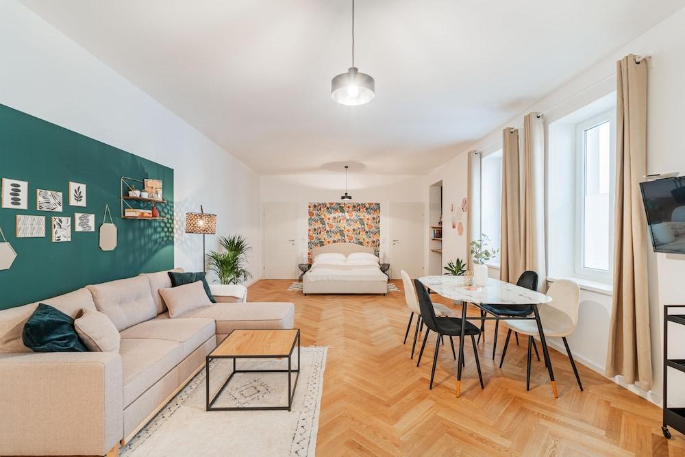 The 15s Apartments