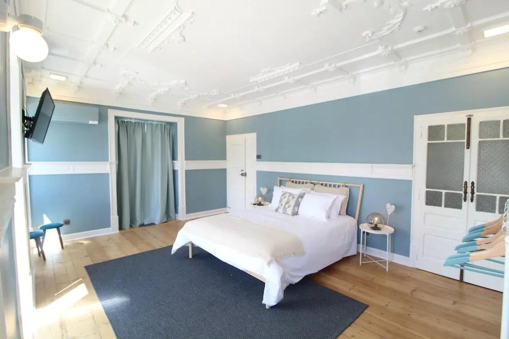 Lovely 1 Bedroom with Patio in Lisbon 2