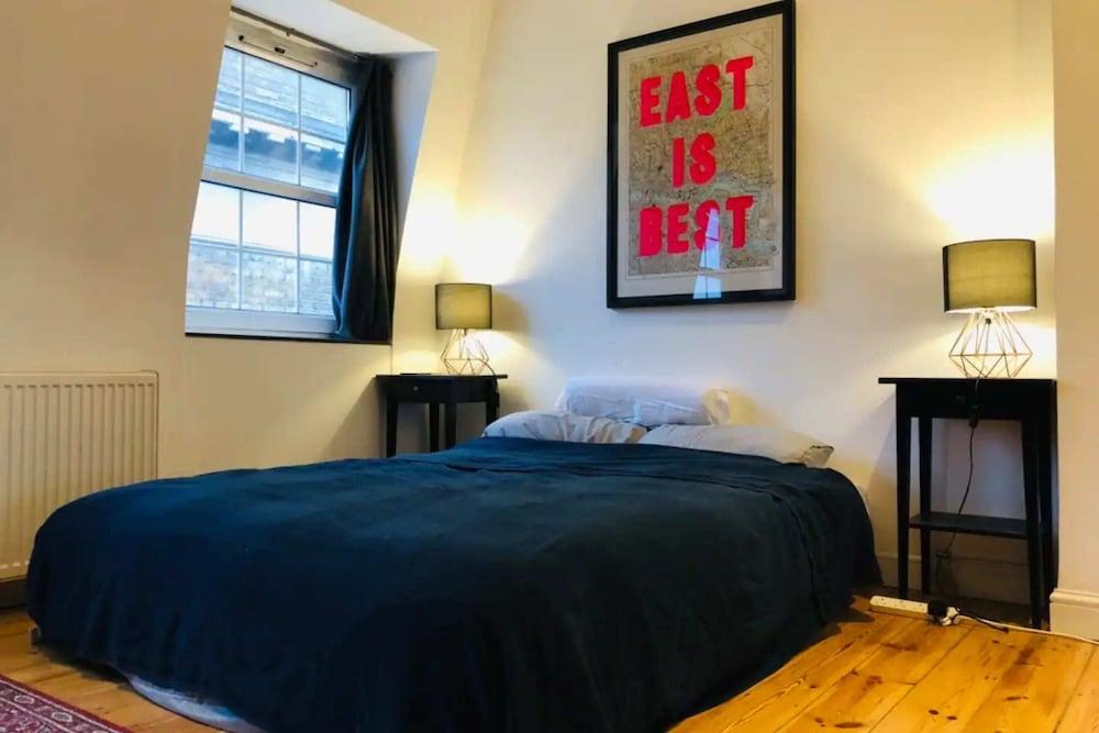 Stylish And Light 2 Bedroom Flat in Bethnal Green 1
