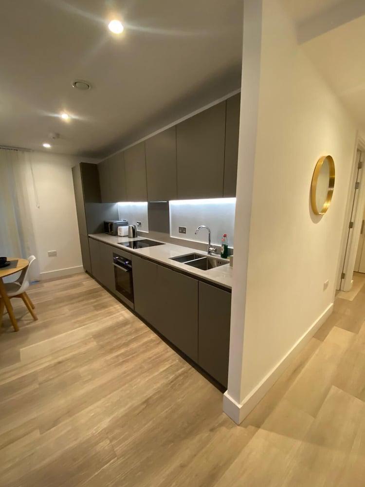 Brand New 2 Bedroom Near Olympic Stadium 2
