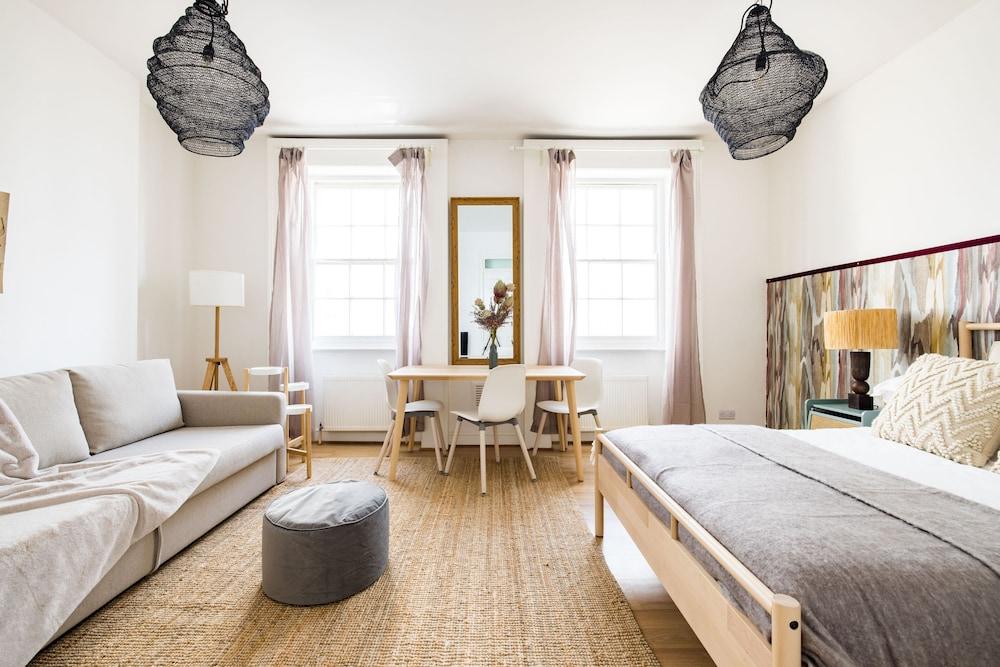 Mornington Crescent Apartments
