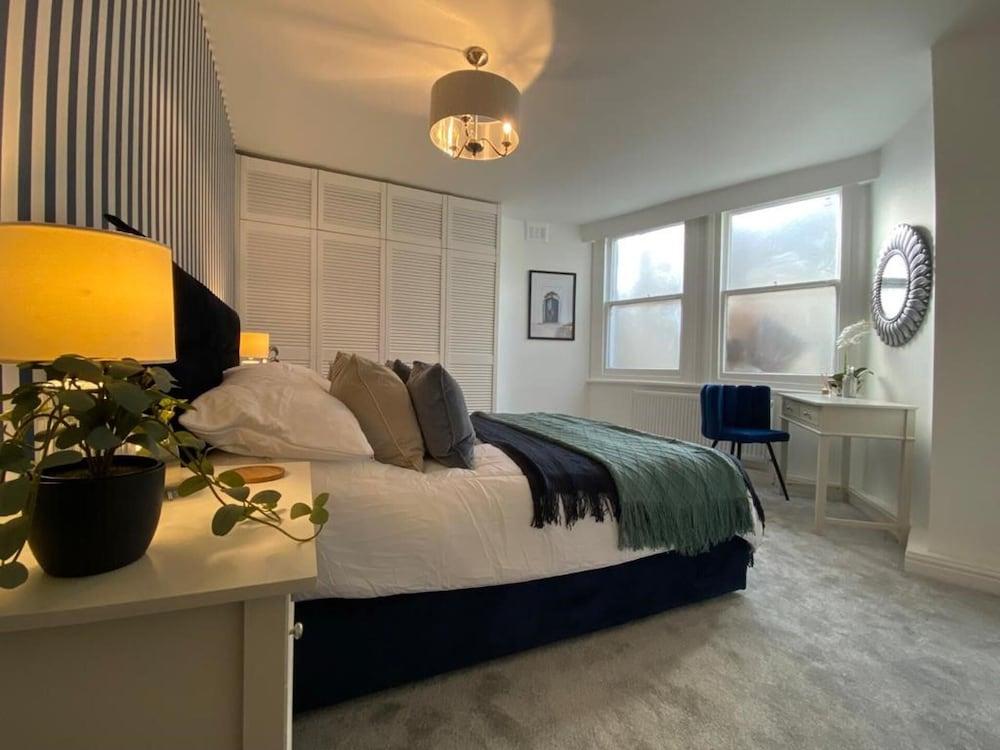 Chic 1 Bed Flat Zone 2 Hampstead Swiss Cottage 1