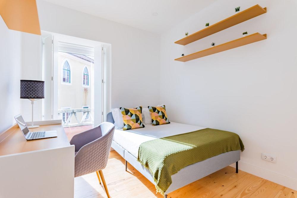 2br Chic&Bright Com 120m2 Em Campo de Ourique 2