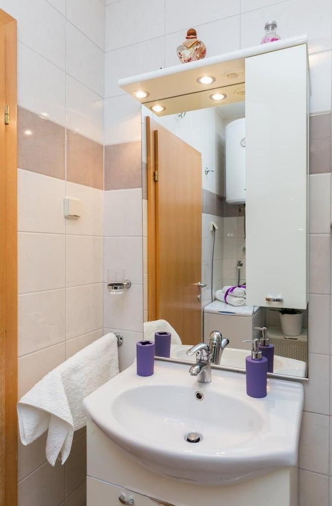 Apartment Buby 2
