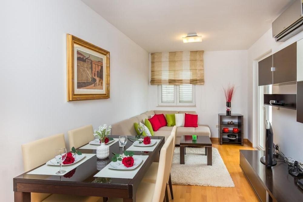 Apartment Buby 1