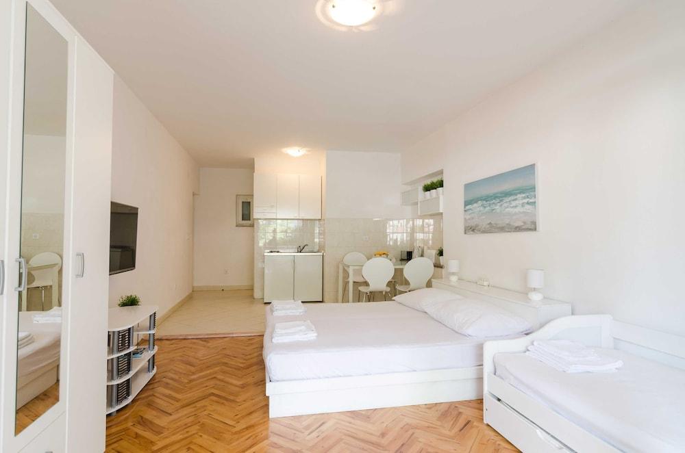 House Apartments Ariva 2