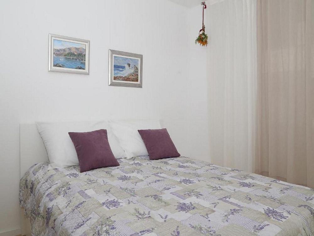 Apartment Lenka