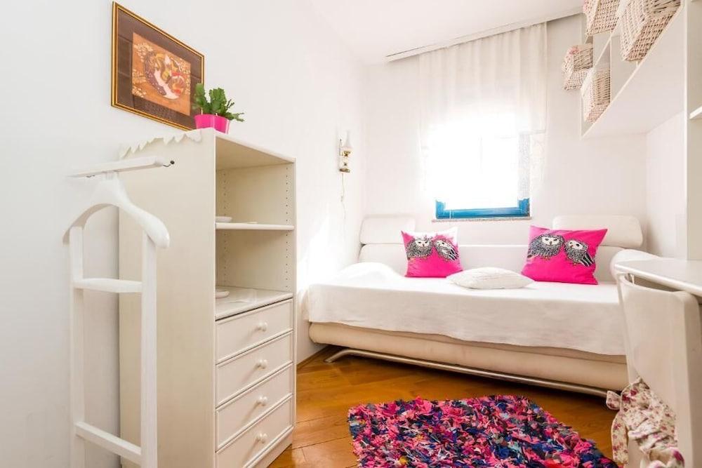 Apartment Rina 2