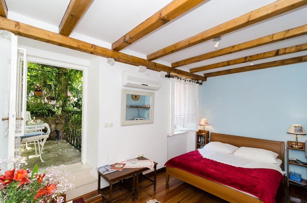 Apartment Taura