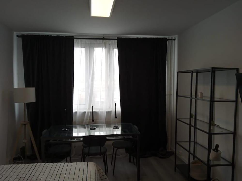 Alexanderplatz Fresh Adorable Studio 2