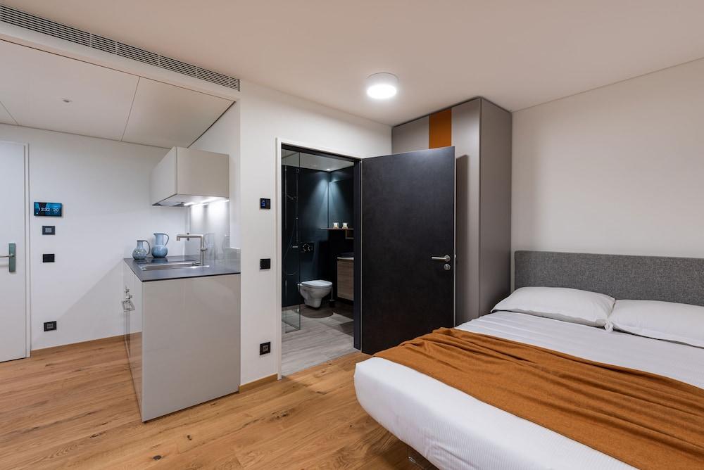 Comfortable Environment in a Modern, Simple And Stylish Complex 2