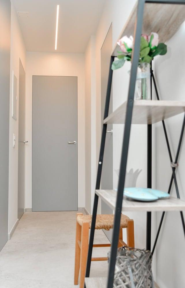Modern Apartment Dora 1