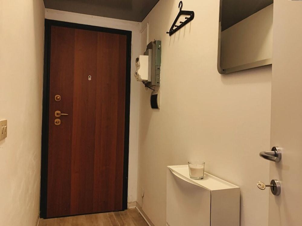 Bari 8 Studio Apartment