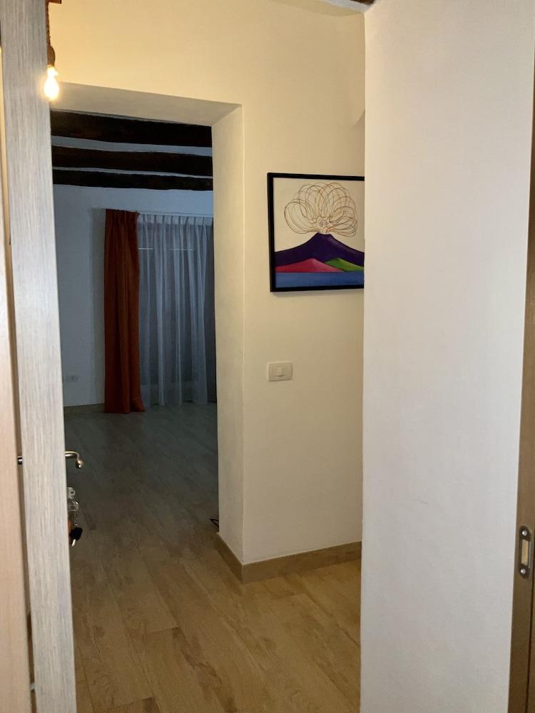 A Room de Scugnizzi 1