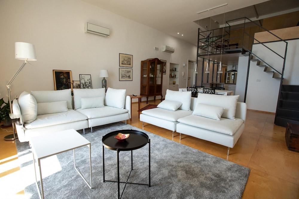 Seaview Design Home in Ortigia 23 by Wonderful Italy 2