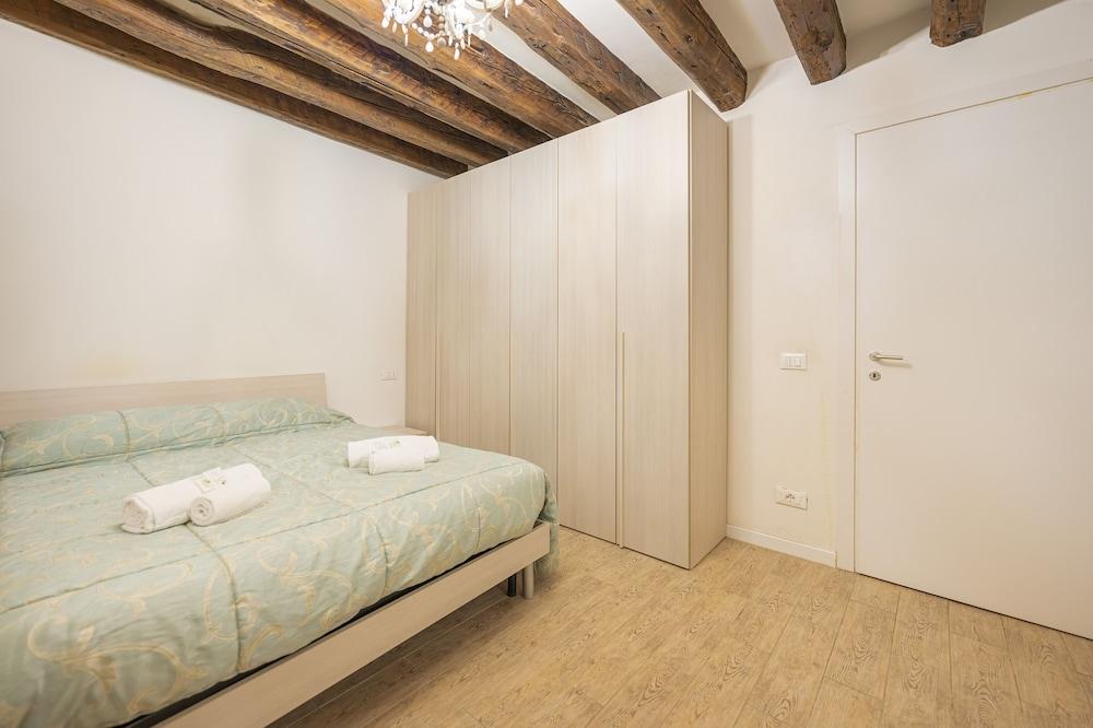 Rialto Suite 1