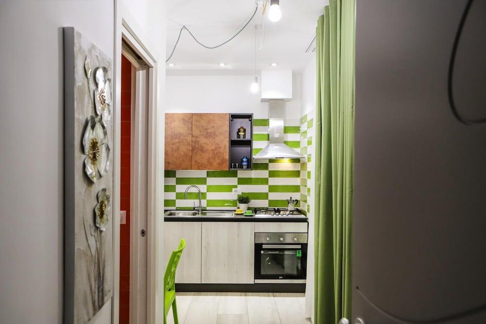 Mira Naples Apartment II 1