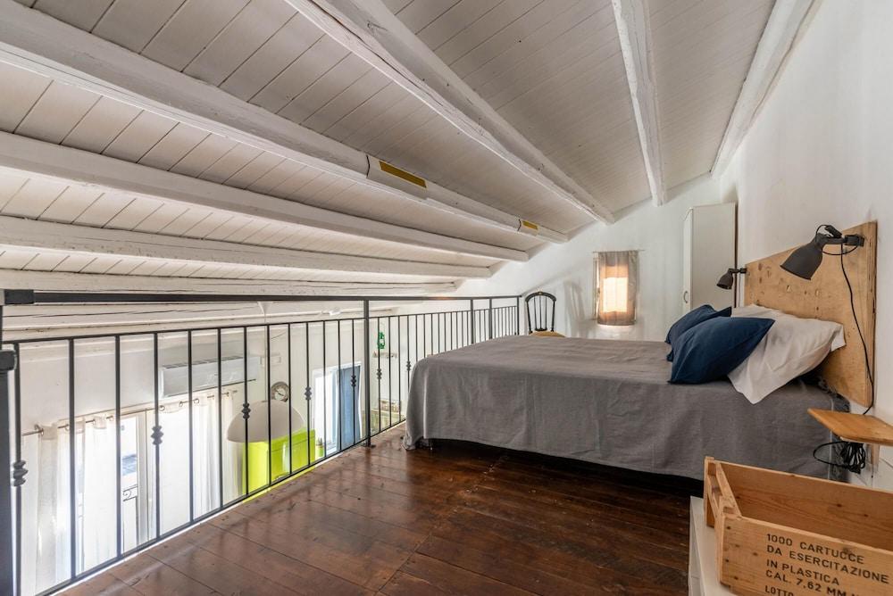 Sant Onofrio Loft by Wonderful Italy 1