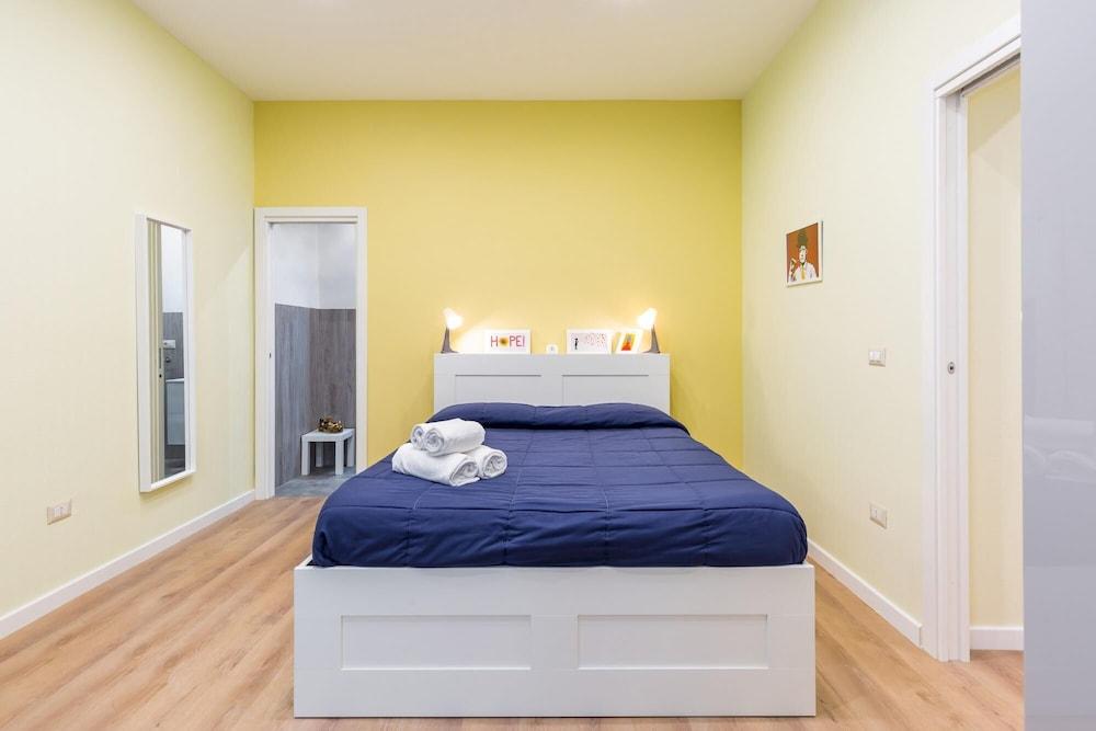 San Marcellino Cool And Central by Napoliapartments 2