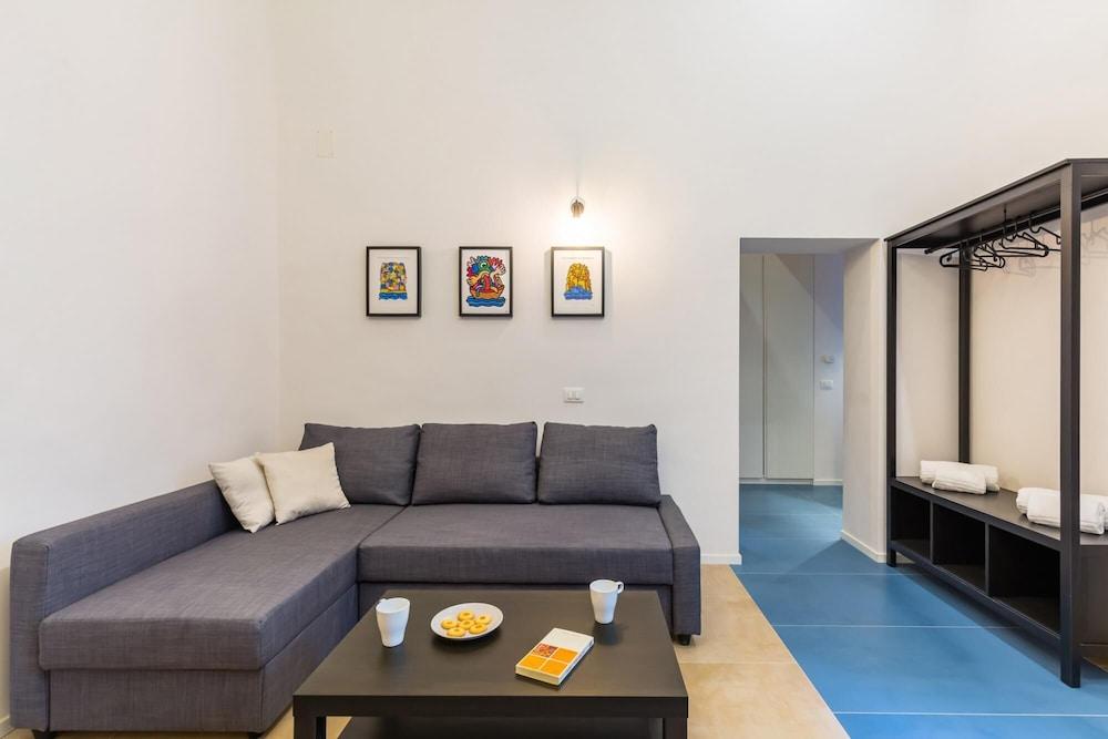 Art Apartment at Sanit by Wonderful Italy 1