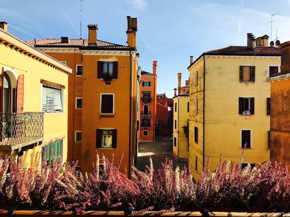 Casa Della Tintoria 1