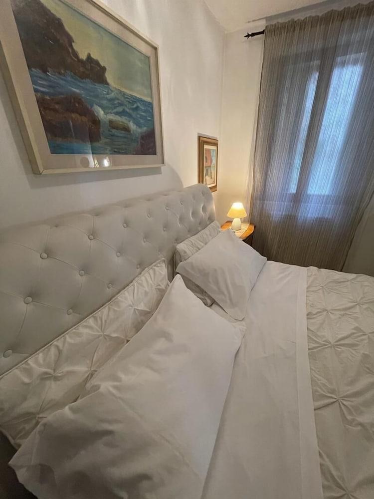 Charme Holidays Venice 1