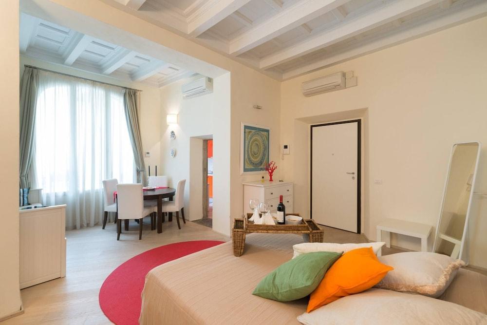 Brand New Apt in Heart of Florence 1