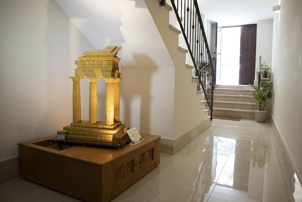 Esseneto Rooms