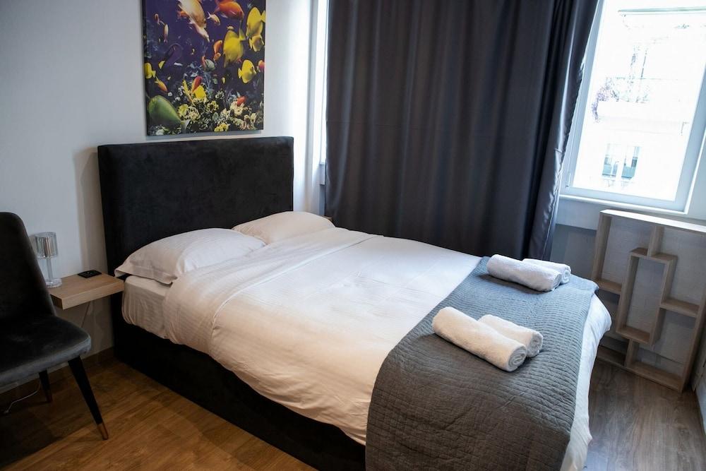 Cozy Modern Studio in Thessaloniki 1