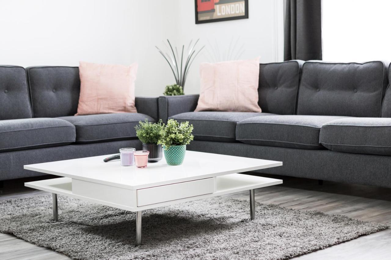 Luxury 3 Bedroom Apartment in Marylebone 2