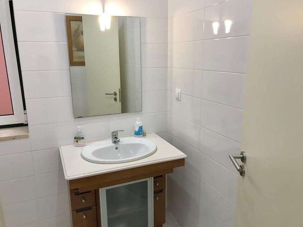Ema Guest House 1