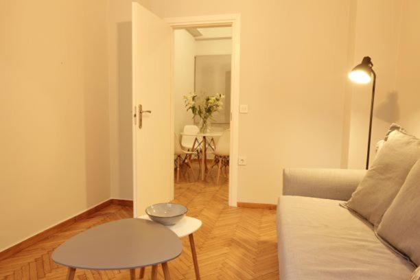 Super Comfrortable Modern Apartment in Kolonaki