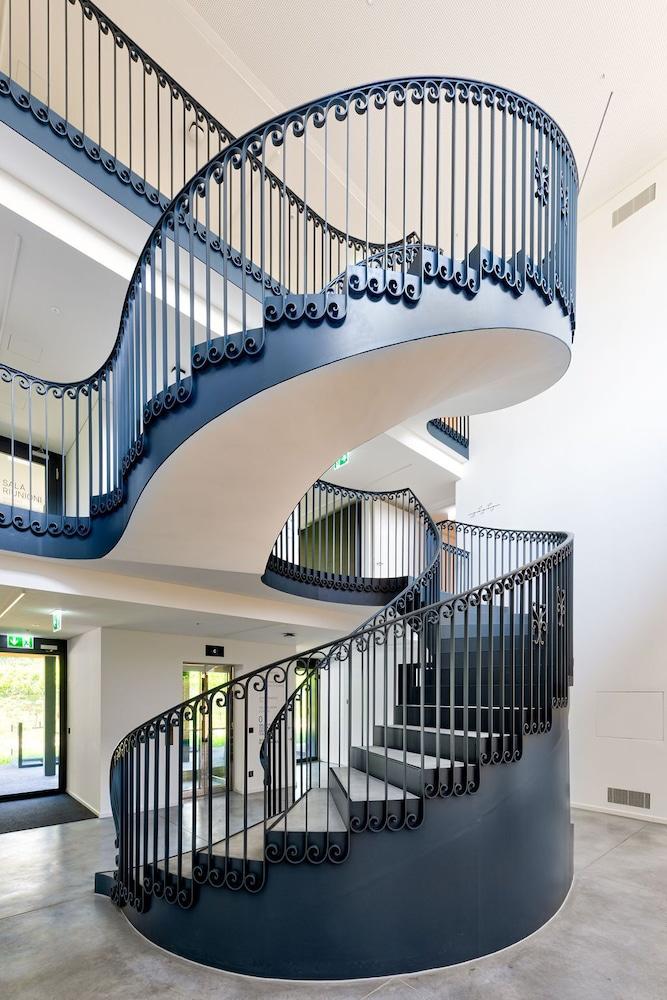 New High Tech Apartment Complex Modern, Simple And Stylish 2