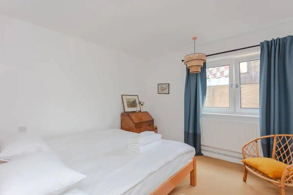 Cosy 2 Bedroom Apartment in Bethnal Green Near Victoria Park 2