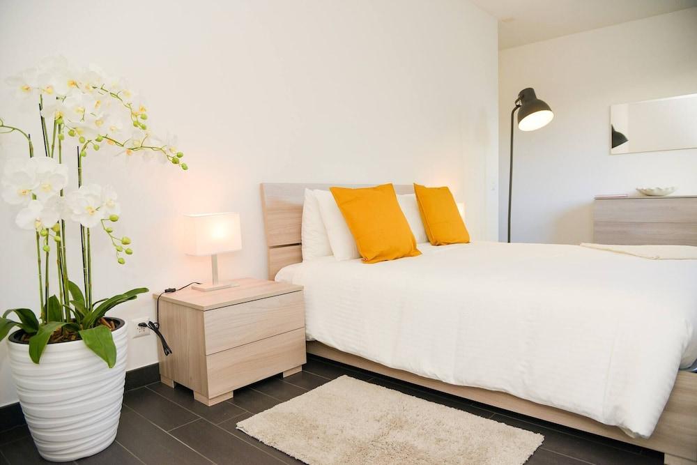 New Central Plaza Apartment 1 2